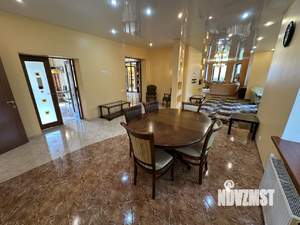 Коттедж 366м², 2-этажный, участок 43 сот.