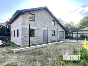 Дом 230м², 2-этажный, участок 6 сот.