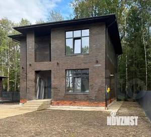 Дом 208м², 2-этажный, участок 8 сот.