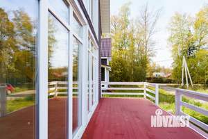 Коттедж 140м², 2-этажный, участок 5 сот.