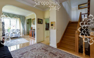 Дом 402м², 3-этажный, участок 50 сот.