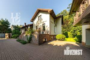 Дом 550м², 3-этажный, участок 20 сот.