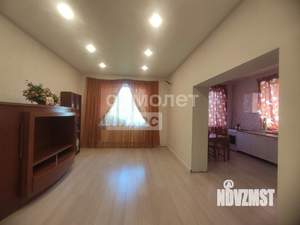 Дом 370м², 3-этажный, участок 8 сот.