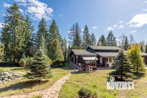 Дом 219м², 2-этажный, участок 30 сот.