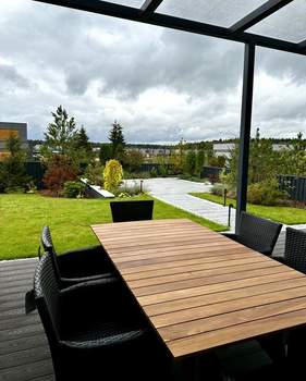 Дом 196м², 2-этажный, участок 6 сот.