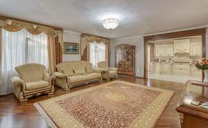 Дом 640м², 4-этажный, участок 36 сот.