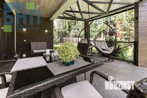 Дом 460м², 3-этажный, участок 16 сот.