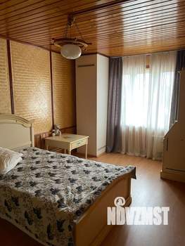 Дом 249м², 2-этажный, участок 11 сот.