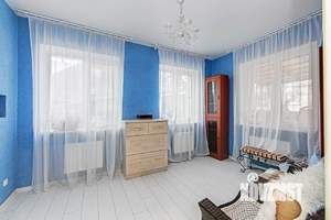 Дом 215м², 3-этажный, участок 9 сот.