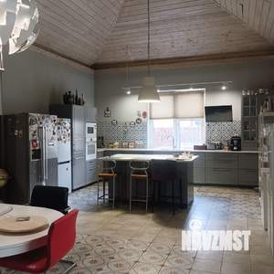 Таунхаус 259м², 2-этажный, участок 6 сот.