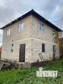 Дом 98м², 2-этажный, участок 5 сот.