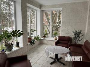 Коттедж 274м², 2-этажный, участок 15 сот.