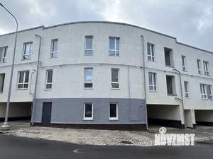 Таунхаус 250м², 3-этажный, участок 3 сот.