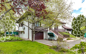 Дом 402м², 3-этажный, участок 50 сот.