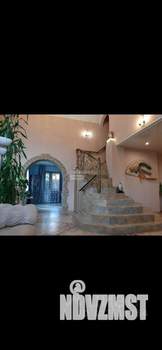 Дом 381м², 2-этажный, участок 12 сот.