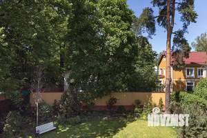 Дом 230м², 3-этажный, участок 9 сот.