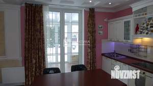 Дом 650м², 3-этажный, участок 12 сот.