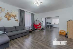 Дом 240м², 2-этажный, участок 6 сот.