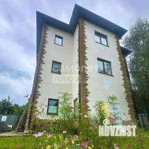 Дом 370м², 3-этажный, участок 8 сот.