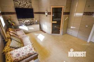 Таунхаус 280м², 4-этажный, участок 1 сот.