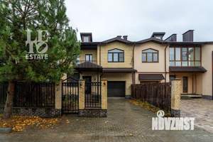 Таунхаус 330м², 3-этажный, участок 3 сот.