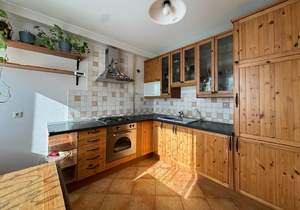 Дом 329м², 3-этажный, участок 15 сот.