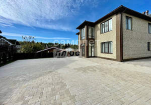 Дом 240м², 2-этажный, участок 9 сот.