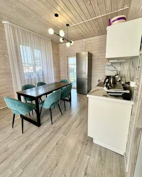 Дом 143м², 2-этажный, участок 6 сот.