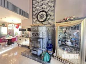 Дом 253м², 3-этажный, участок 15 сот.