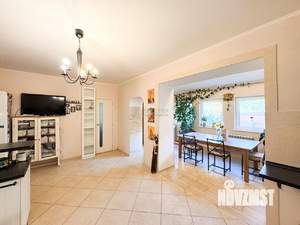 Таунхаус 207м², 3-этажный, участок 5 сот.