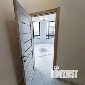 Коттедж 239м², 2-этажный, участок 6 сот.