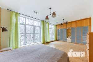 Таунхаус 200м², 3-этажный, на длительный срок, 