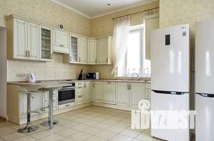 Дом 450м², 2-этажный, посуточно, 