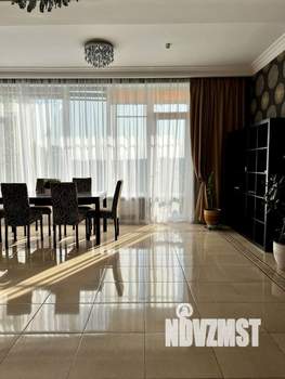 Таунхаус 220м², 2-этажный, на длительный срок, 