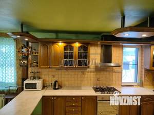 Дом 450м², 3-этажный, посуточно, 