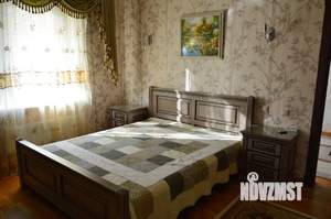 Коттедж 450м², 3-этажный, на длительный срок, 