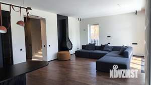 Коттедж 234м&sup2;, 2-этажный, на длительный срок, 