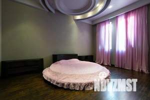 Дом 1231м², 3-этажный, посуточно, 
