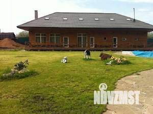 Дом 1164м&sup2;, 3-этажный, посуточно, 