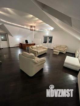 Коттедж 200м&sup2;, 2-этажный, на длительный срок, 