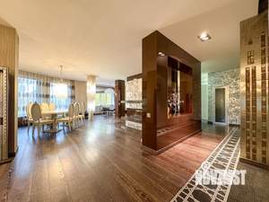 Дом 650м², 3-этажный, на длительный срок, 