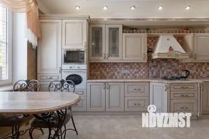 Дом 750м², 3-этажный, посуточно, 