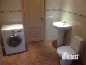 Дом 120м², 2-этажный, на длительный срок, 