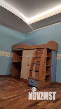 Дом 900м&sup2;, 3-этажный, посуточно, 