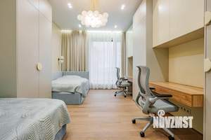 Дом 312м², 2-этажный, на длительный срок, 