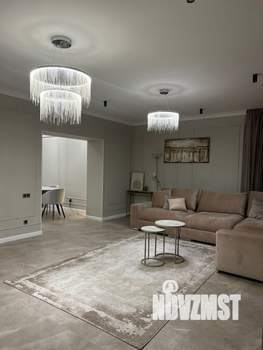 Таунхаус 277м², 3-этажный, на длительный срок, 