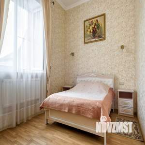 Дом 550м², 2-этажный, посуточно, 