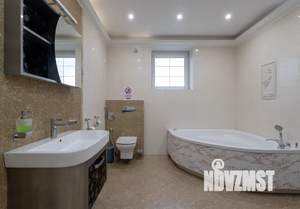 Дом 750м², 3-этажный, посуточно, 