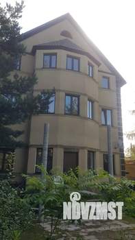 Дом 488м&sup2;, 4-этажный, посуточно, 