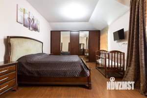 Дом 460м², 2-этажный, посуточно, 